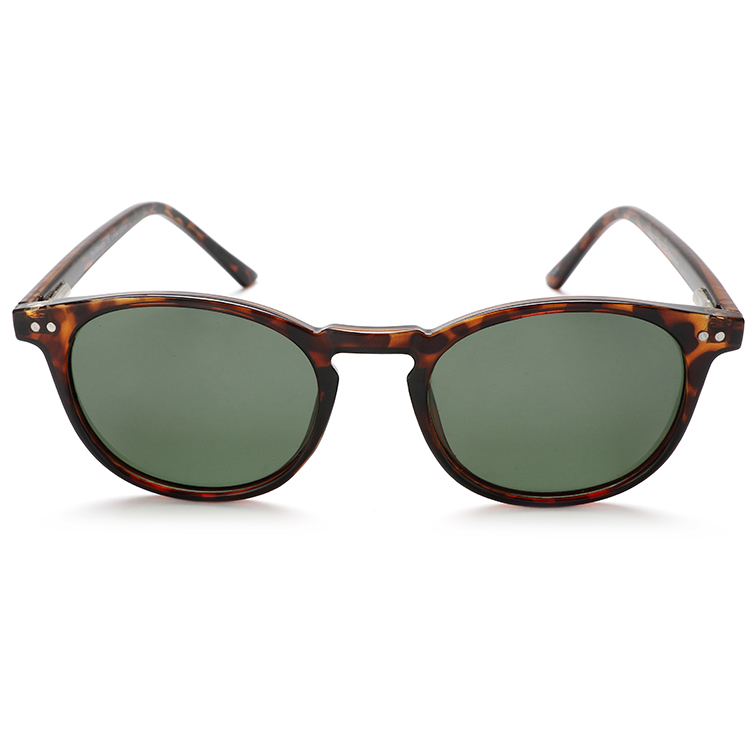 17.JPGTimeless Wayfarer Round Sunglasses