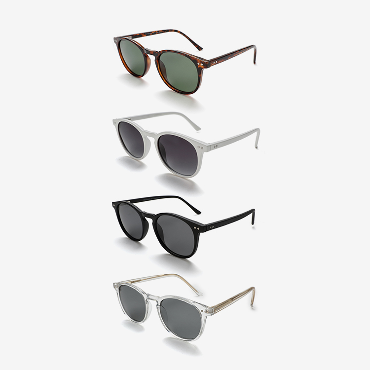 Timeless Wayfarer Round Sunglasses