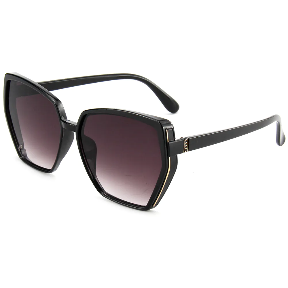 2020 Oversized Rinestone Sunglasses Women Retro Vintage Sunglasses Luxury Brand Big Frame Eyewear Big Shades