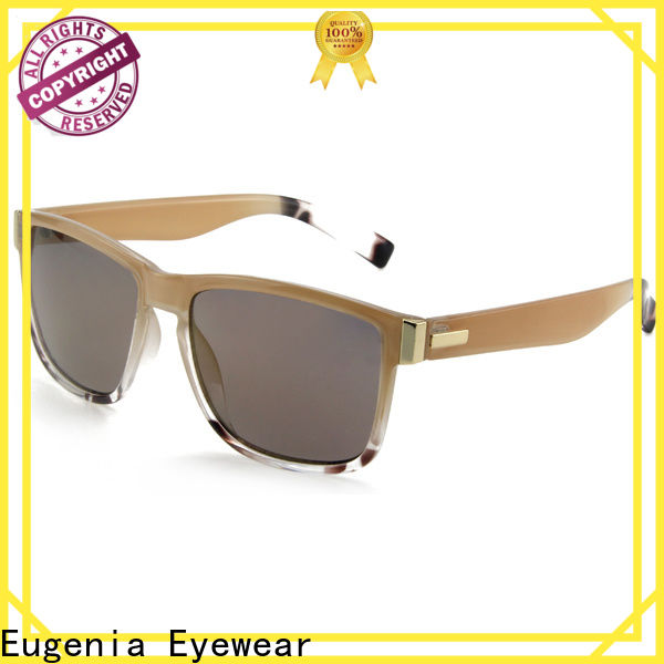 Eugenia black square sunglasses elegant for Fashion street snap