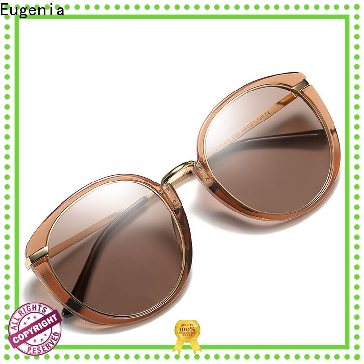 Eugenia praise cat glasses from China for outdoor