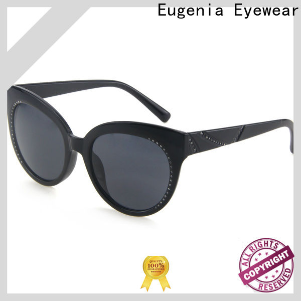 Eugenia cat glasses for Travel