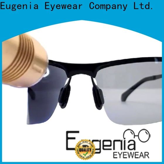Eugenia photochromic lens