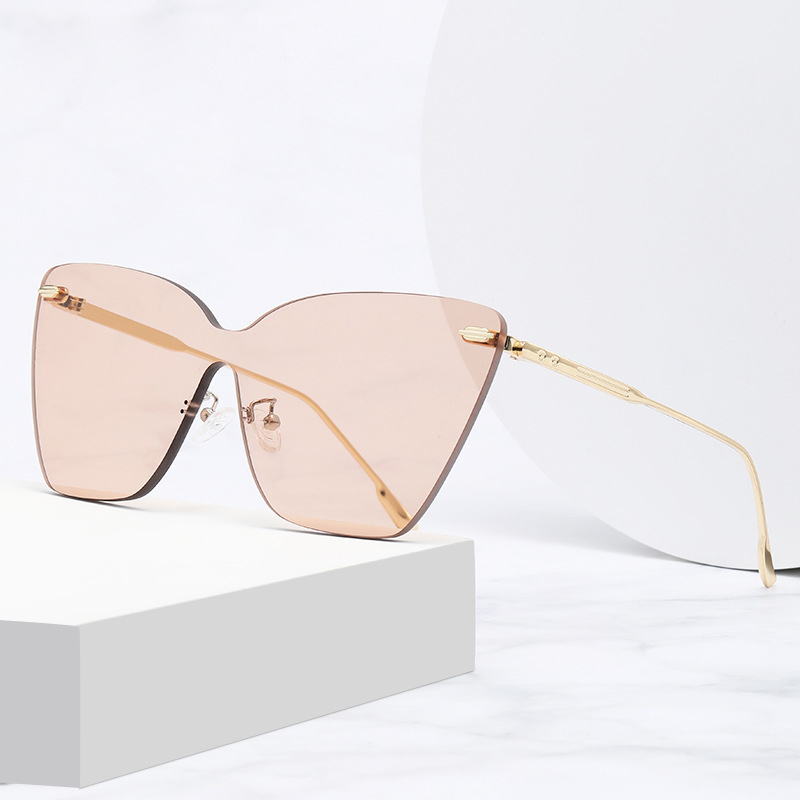 Stylish one-piece rimless sunglasses